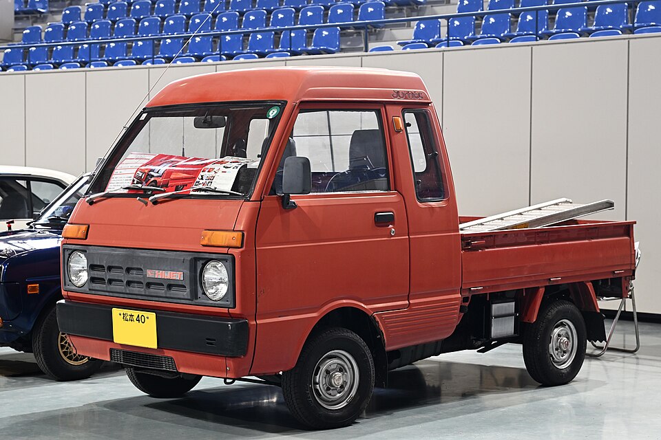 Suzuki Carry vs Honda Acty vs Daihatsu Hijet: Which Kei Truck Is Right for You?