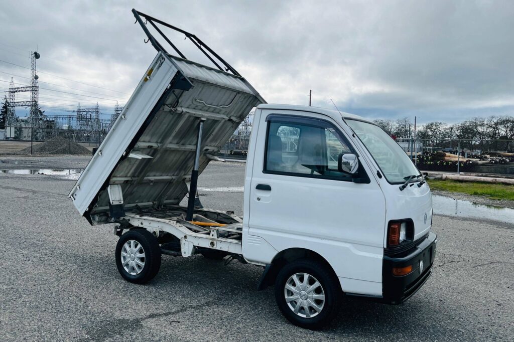1996 Mitsubishi Minicab