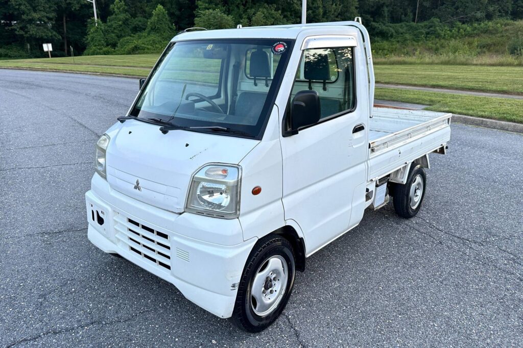 2000 Mitsubishi Minicab